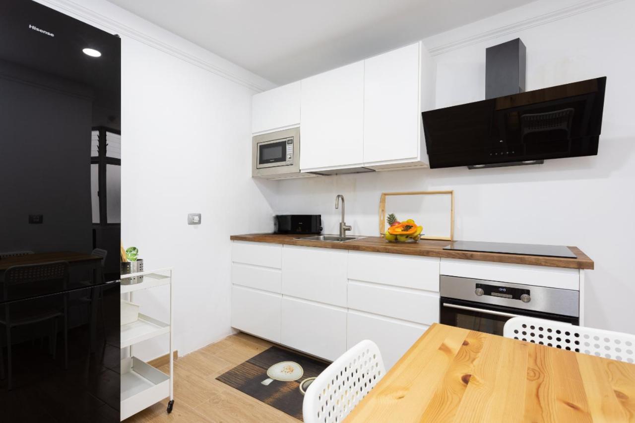 Home2Book Design Black & White Santa Cruz Home 외부 사진